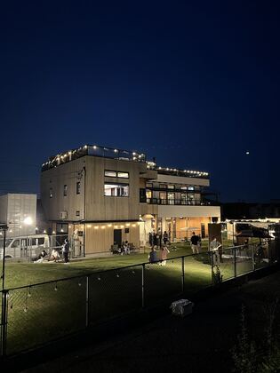ナイター営業
